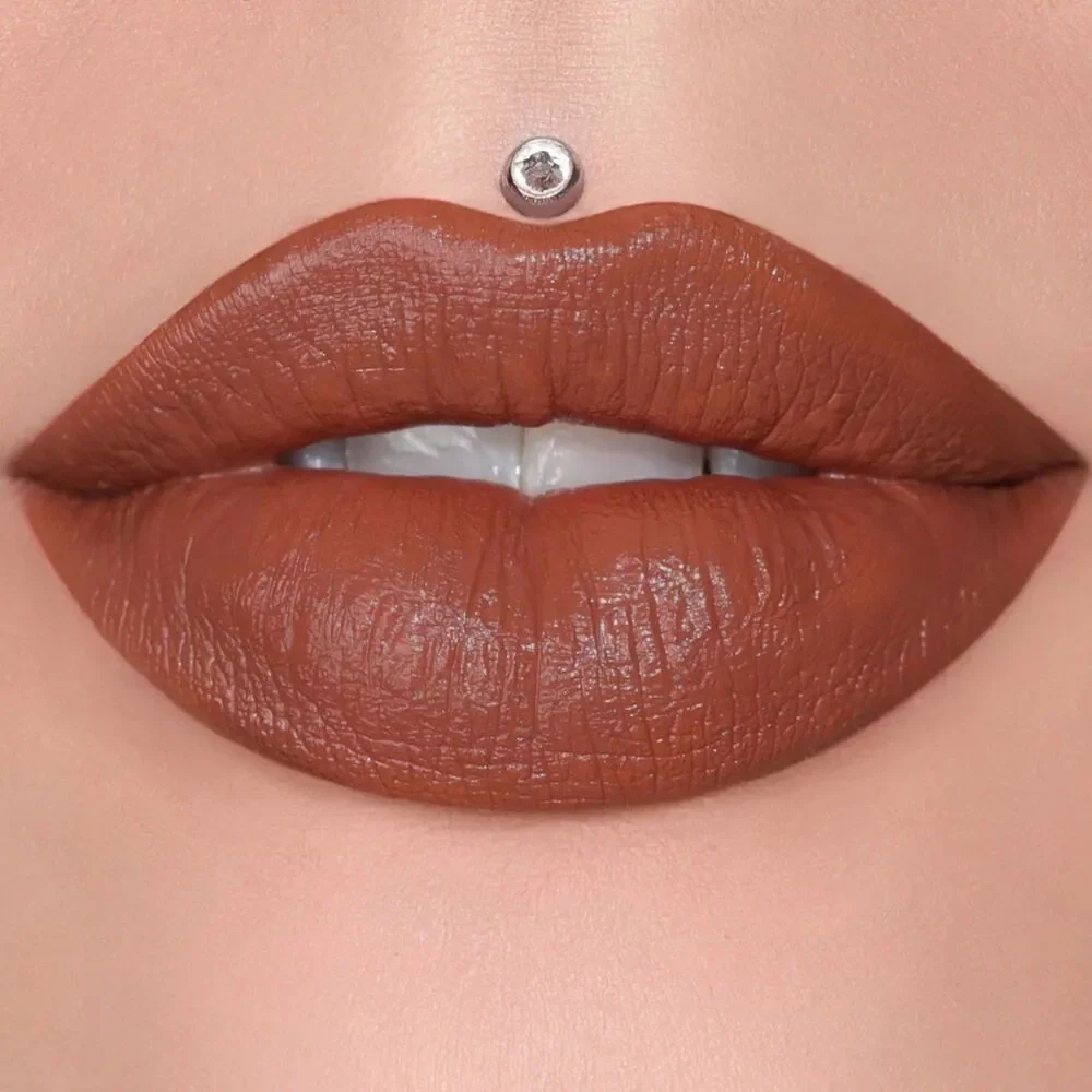 NIB Jeffree Star Velvet Trap Lipstick in Man Down